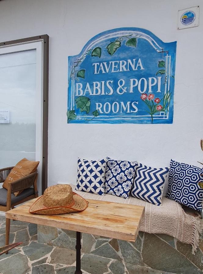 Babis & Popi Rooms And Studios Frangokastello Exterior foto